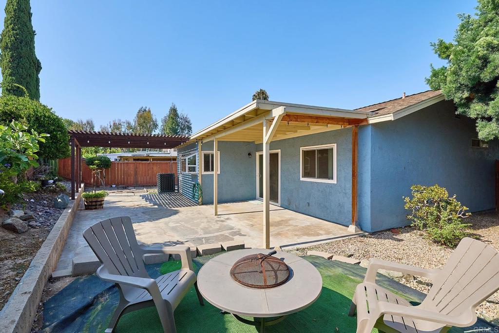 826 Laurelwood Court