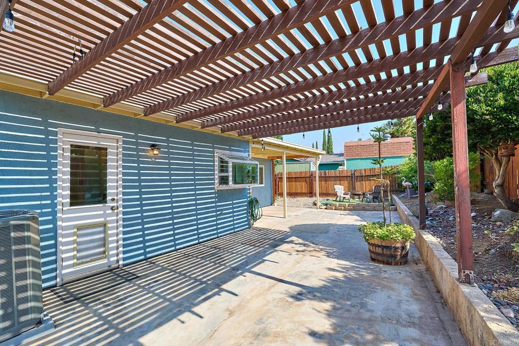 826 Laurelwood Court