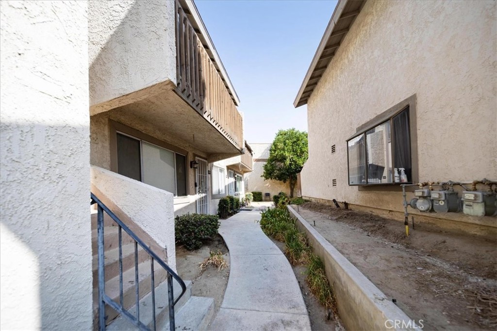 1251 S Meadow Lane 115