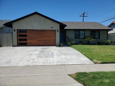 Photo of 21551 Kanakoa Lane, Huntington Beach, CA 92646 (MLS # OC26099367)