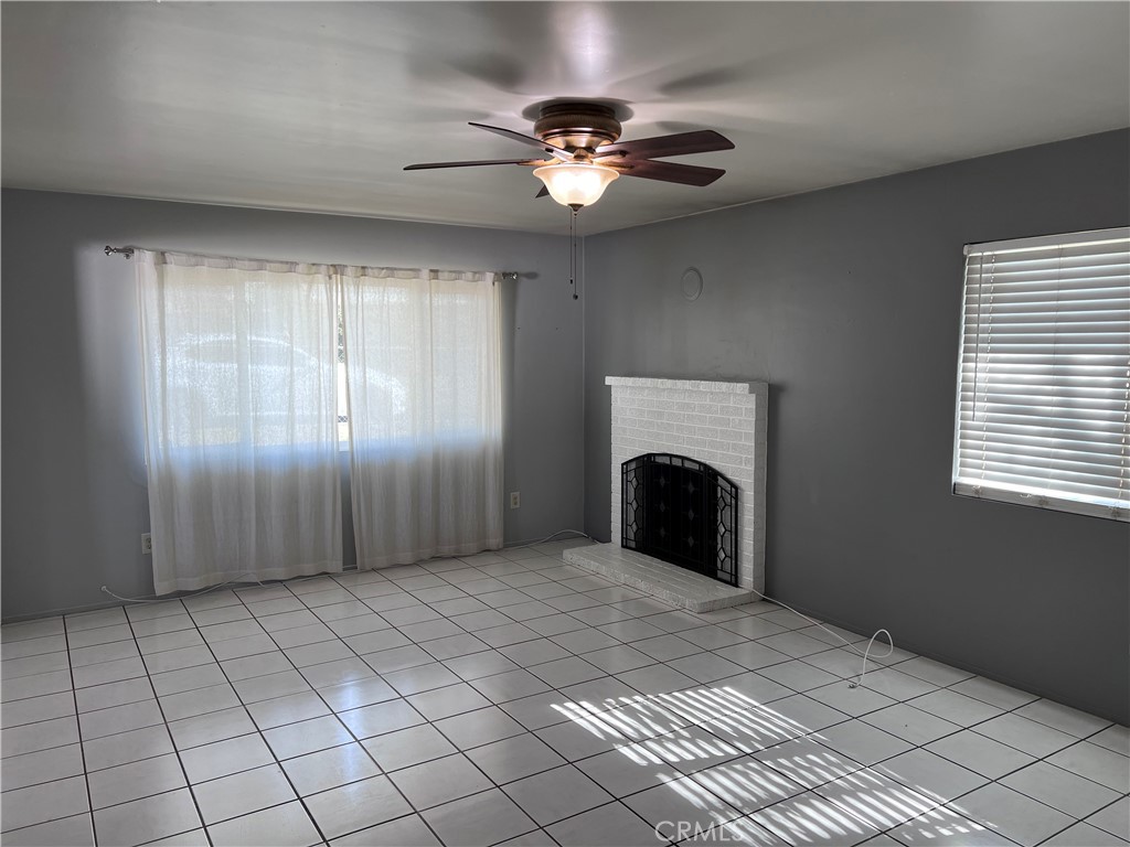 471 Laraine