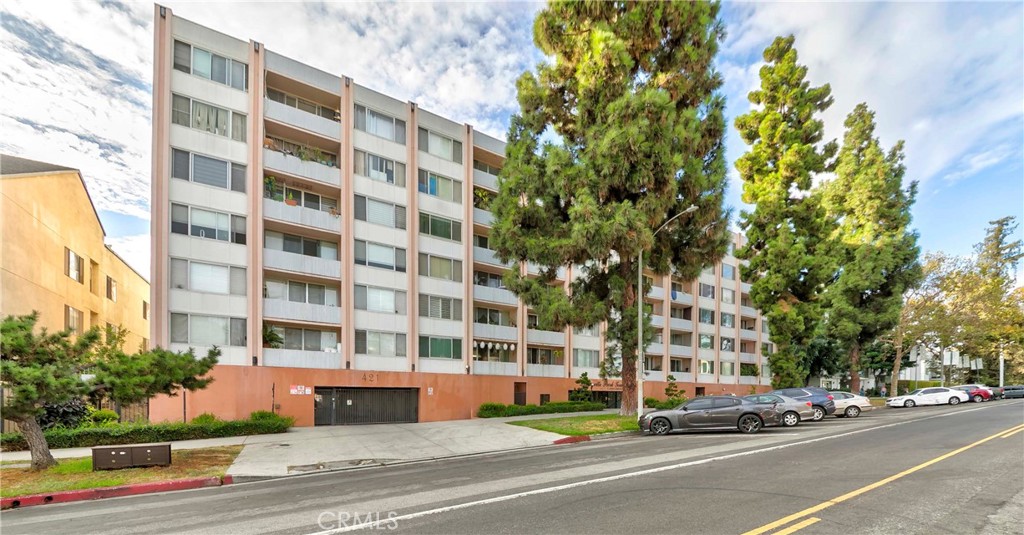 421 S La Fayette Park Pl 427