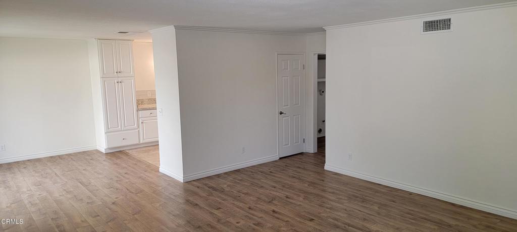 854 Creekside Circle