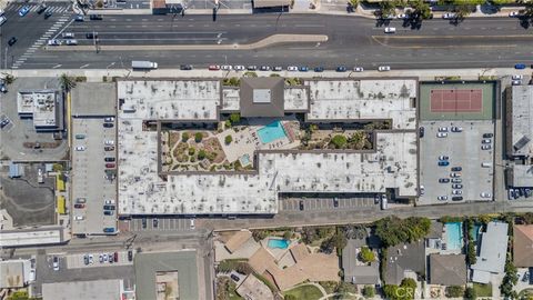 Tiny photo for 5585 E Pacific Coast #361, Long Beach, CA 90804 (MLS # DW25124774)