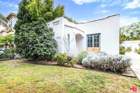 Photo of 2125 Selby Avenue, Los Angeles, CA 90025 (MLS # 26838405)