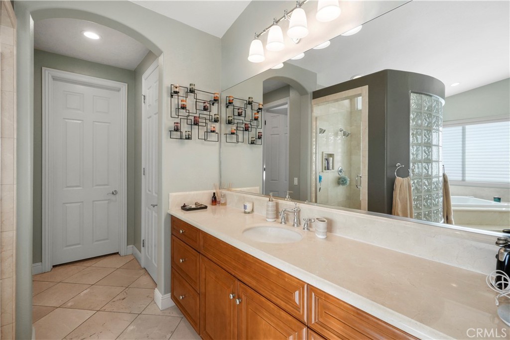 Country Club Estates (468) - Residential