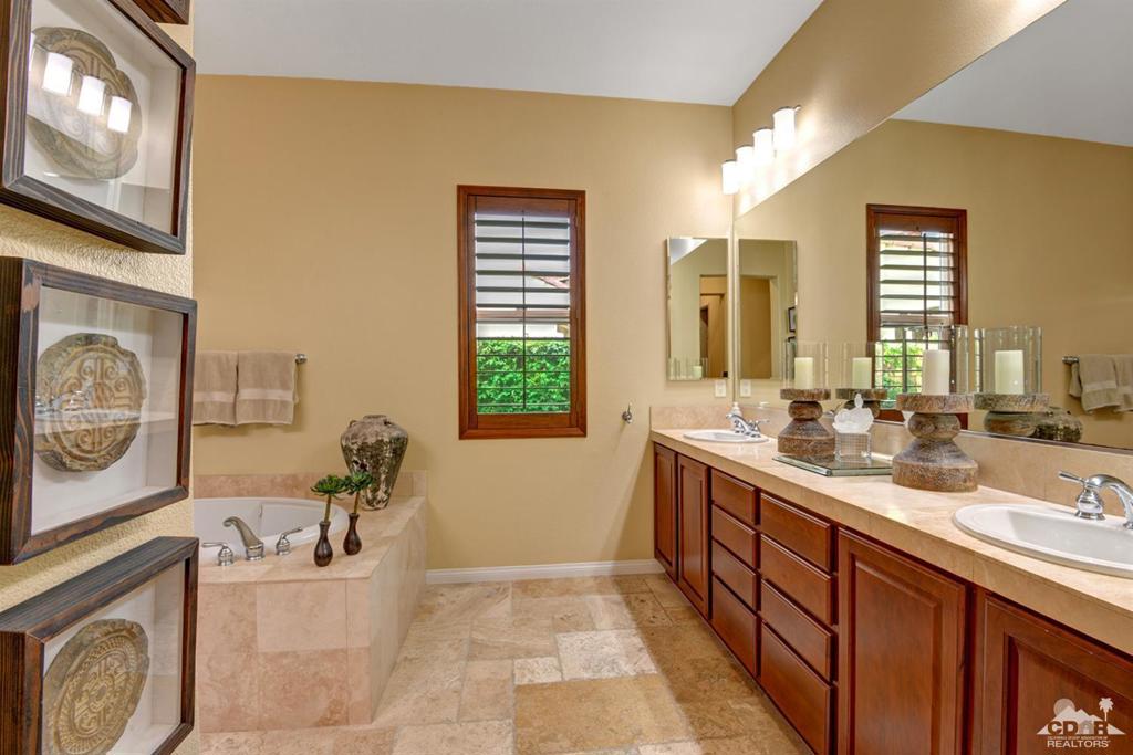 Rancho Santana - Residential