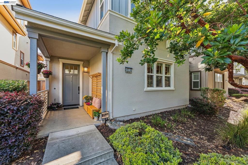 415 Dewitt Ln