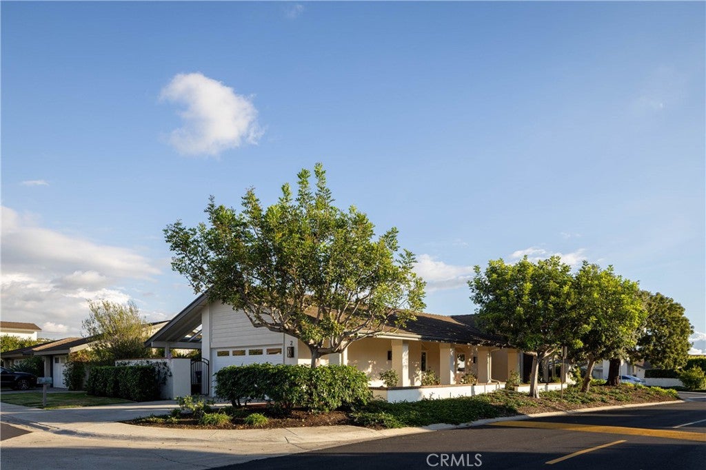 2 Shoal Drive