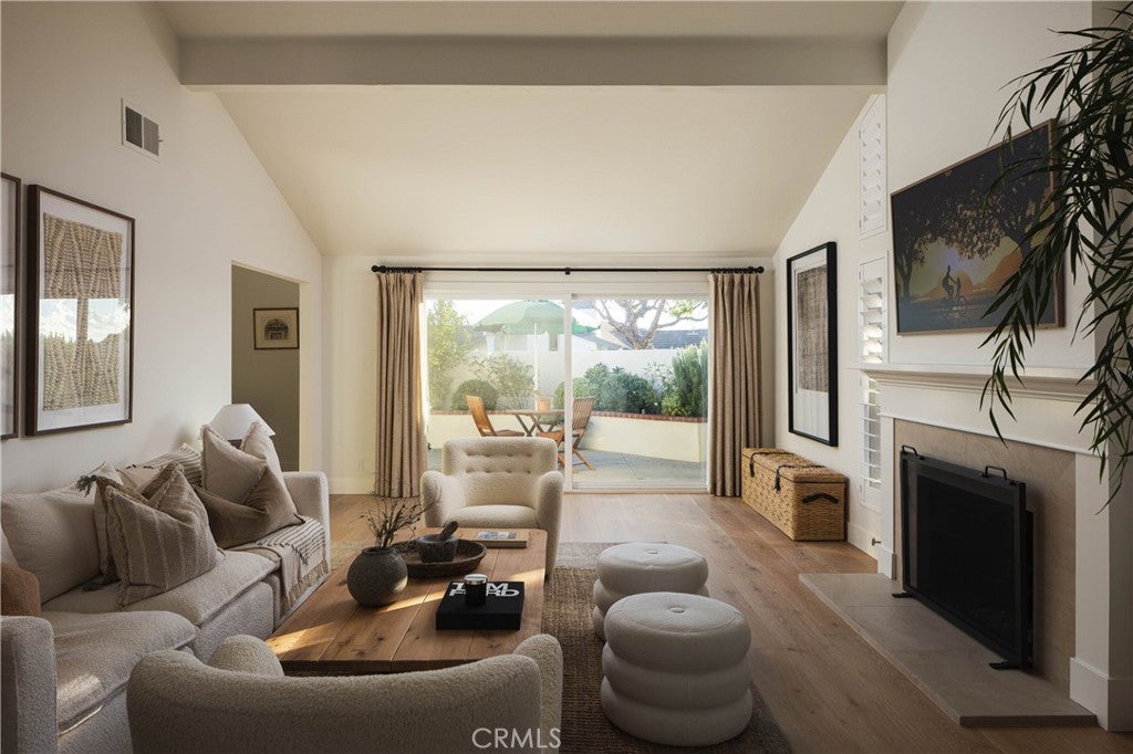 2 Shoal Drive