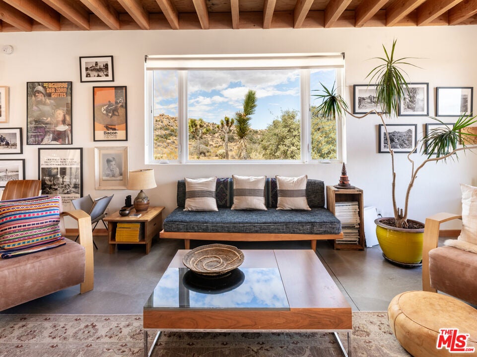 51195 Geronimo Trail