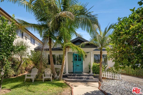 Photo of 1154 N Ogden Drive, West Hollywood, CA 90046 (MLS # 26989557)