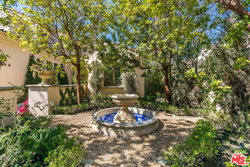 Properties 1 2167 Sheringham Lane