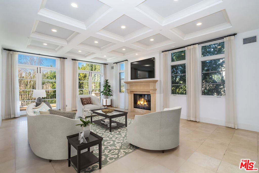 Properties 4 2167 Sheringham Lane