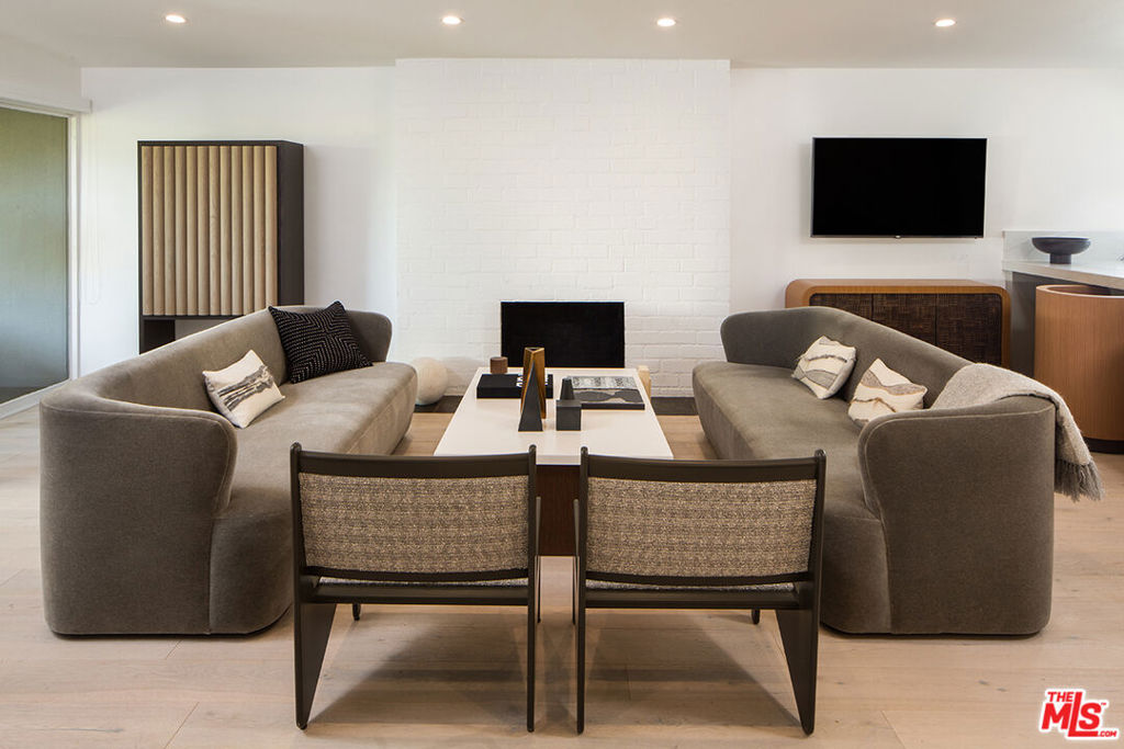 8917 W Cynthia Street 2