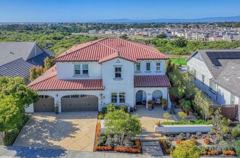 2967 Garnet Way Marina CA 93933