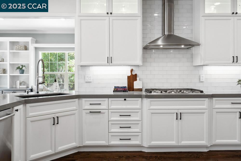 MAGEE RANCH - Residential