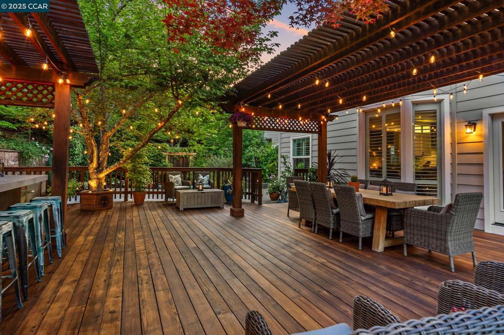 MAGEE RANCH - Residential