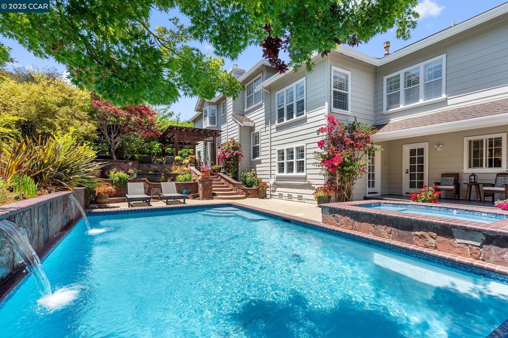 MAGEE RANCH - Residential