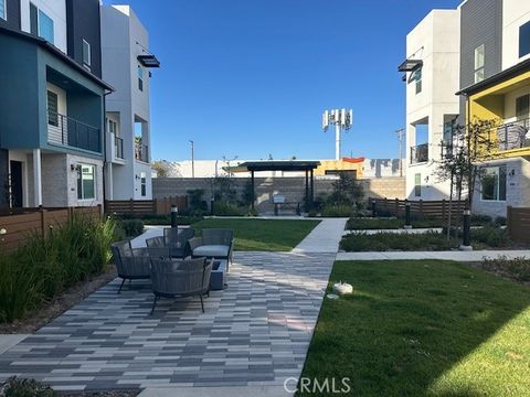 Photo of 828 S Harbor, Santa Ana, CA 92704 (MLS # OC26030763)