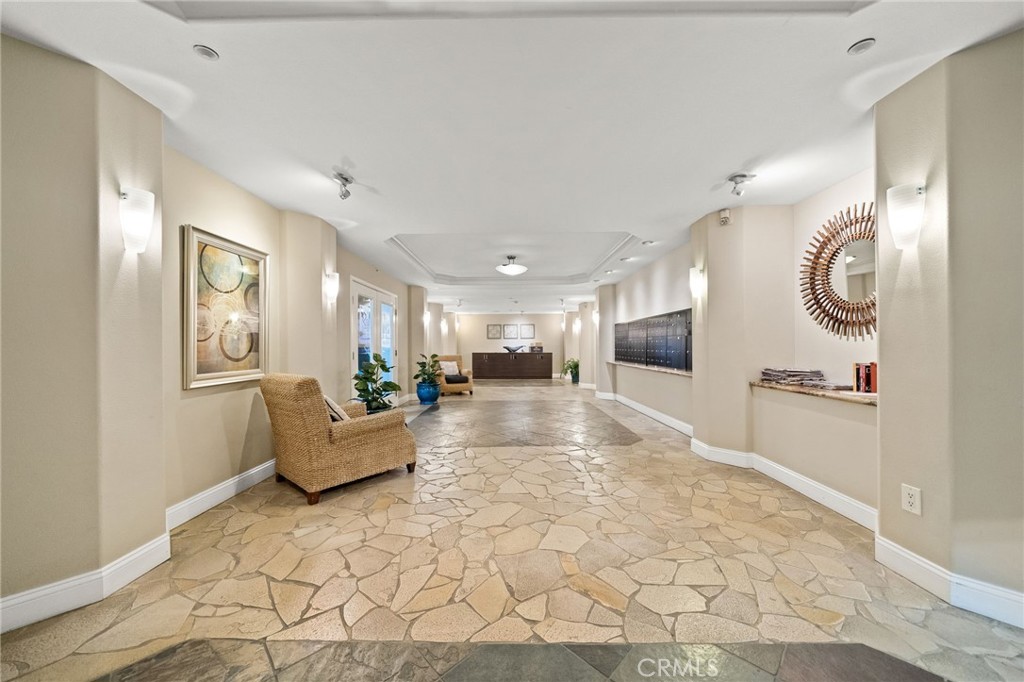 Alamitos Beach (AB) - Residential Lease