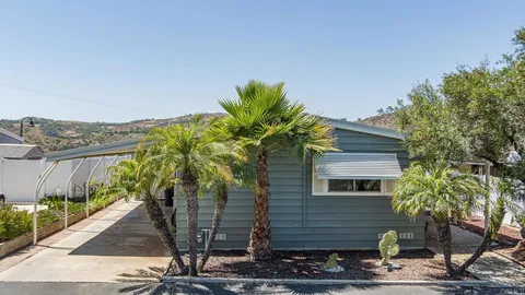 4650 Dulin Road Unit 27, Fallbrook, CA 92028 - MLS#: NDP2600958