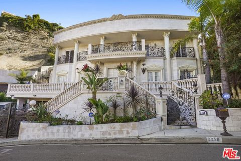 2258 gloaming way beverly hills ca 90210