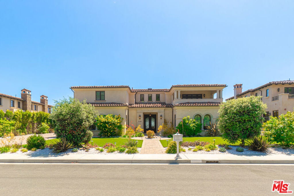 31967 Emerald View Drive