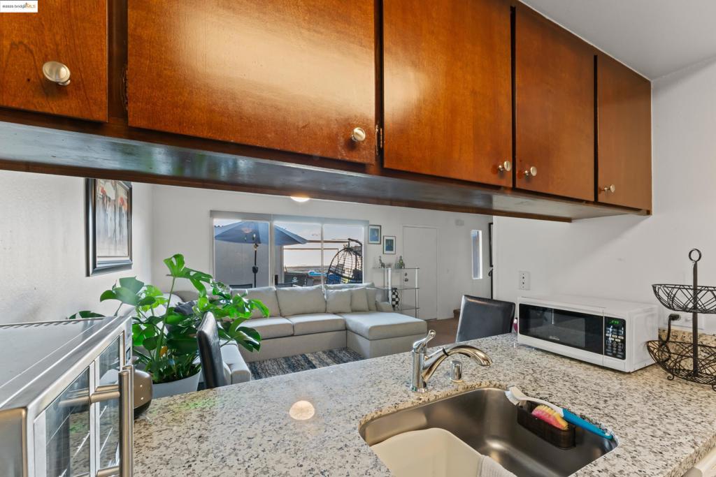 GENTRY COURT - Residential