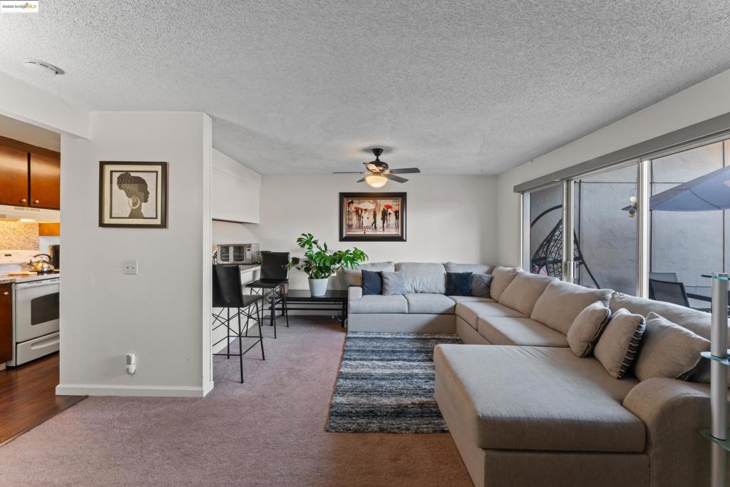 GENTRY COURT - Residential