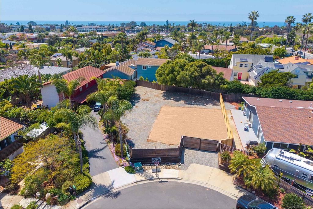 Craft the Life and Home You Envision in Encinitas! Build your dream home on a prime 6250 SF lot in the highly sought-after coastal community of Encinitas just 3 blocks east of Encinitas Highlands. This land is located in one of Southern California's most coveted seaside areas of Southern California. A perfect lot for building a family home that reflects your vision and lifestyle for a blend of beach and other active outdoor activities with indoor/ outdoor entertainment and luxury. With downtown Encinitas and the train just a short walk away plus quick access to freeways, beaches, and restaurants, you'll be perfectly positioned to enjoy the best of coastal living. This already fenced and flat lot is perfect for an open-concept kitchen flowing into a covered veranda through idyllic French sliding doors, creating a perfect space for effortless indoor-outdoor living. Create an al fresco kitchen, dining, and lounge areas, complete with a fireplace and barbecue ideal for year-round enjoyment. Encinitas is famous for its pristine beaches, temperate climate, and tight-knit community that embraces innovation and individuality. Call for more details. Craft the Life and Home You Envision in Encinitas! Build your dream home on a prime 6250 SF lot in the highly sought-after coastal community of Encinitas just 3 blocks east of Encinitas Highlands. This land is located in one of Southern California's most coveted seaside areas of Southern California. A perfect lot for building a family home that reflects your vision and lifestyle for a blend of beach and other active outdoor activities with indoor/ outdoor entertainment and luxury. With downtown Encinitas and the train just a short walk away plus quick access to freeways, beaches, and restaurants, you'll be perfectly positioned to enjoy the best of coastal living. This already fenced and flat lot is perfect for an open-concept kitchen flowing into a covered veranda through idyllic French sliding doors, creating a perfect space for effortless indoor-outdoor living. Create an al fresco kitchen, dining, and lounge areas, complete with a fireplace and barbecue ideal for year-round enjoyment. Encinitas is famous for its pristine beaches, temperate climate, and tight-knit community that embraces innovation and individuality. Call for more details.
