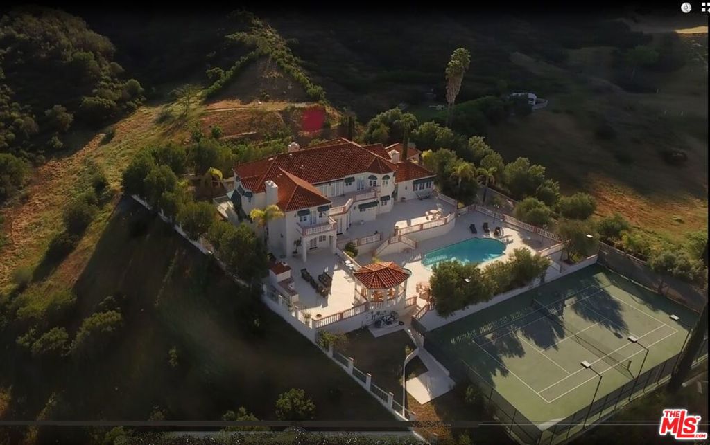 29575 Mulholland Highway