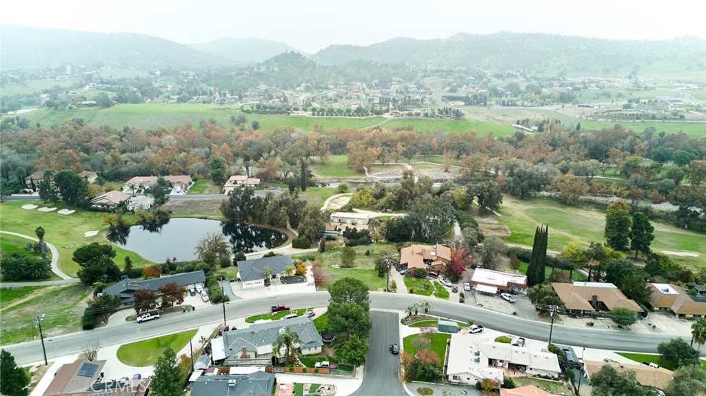 16 River Island Drive