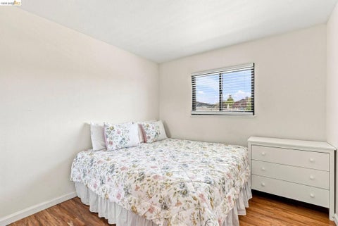 Tiny photo for 290 Shepherd Ave AVE, Hayward, CA 94544 (MLS # 41145200)
