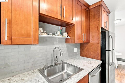 Tiny photo for 290 Shepherd Ave AVE, Hayward, CA 94544 (MLS # 41145200)