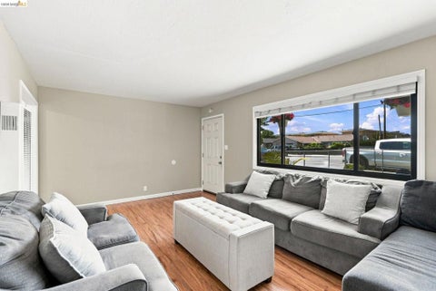 Tiny photo for 290 Shepherd Ave AVE, Hayward, CA 94544 (MLS # 41145200)