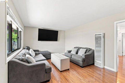 Tiny photo for 290 Shepherd Ave AVE, Hayward, CA 94544 (MLS # 41145200)