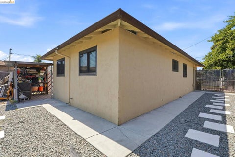 Tiny photo for 290 Shepherd Ave AVE, Hayward, CA 94544 (MLS # 41145200)