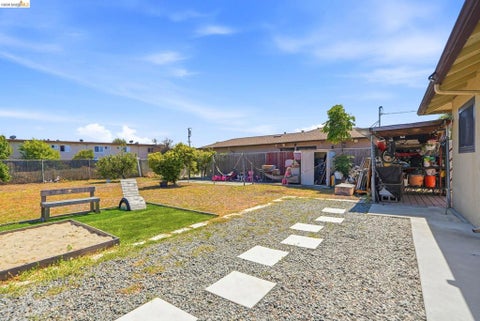 Tiny photo for 290 Shepherd Ave AVE, Hayward, CA 94544 (MLS # 41145200)