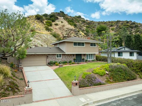 Photo of 1740 Hillfair Drive, Glendale, CA 91208 (MLS # P1-27397)