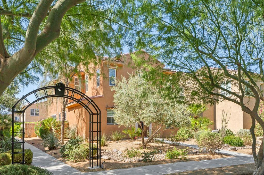 467 Paseo Del Corazon