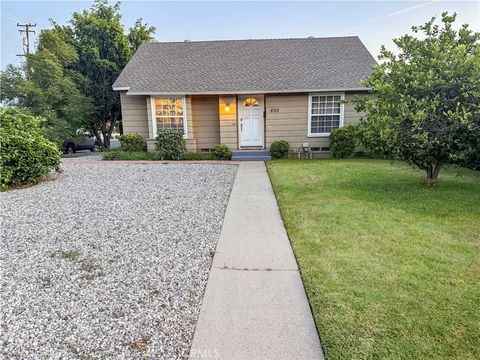 Photo of 850 Oakdale Ave, Monrovia, CA 91016 (MLS # GD26070231)