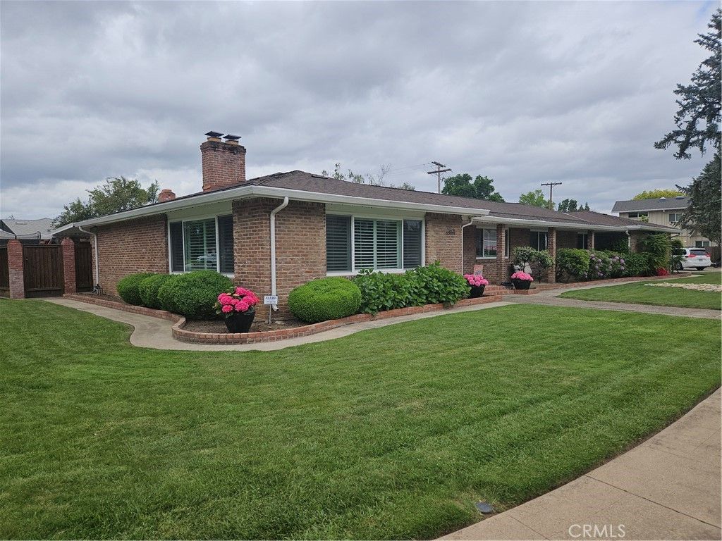 Photo of 1605 Edgewood Drive, Lodi, CA 95240 (MLS # OC25250219)