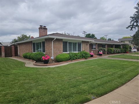 Photo of 1605 Edgewood Drive, Lodi, CA 95240 (MLS # OC25250219) Photo of 1605 Edgewood Drive, Lodi, CA 95240 (MLS # OC25250219)