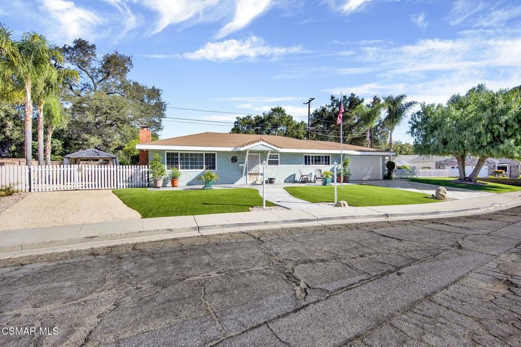 Photo of 807 Ernest Drive, Santa Paula, CA 93060 (MLS # 226000249)