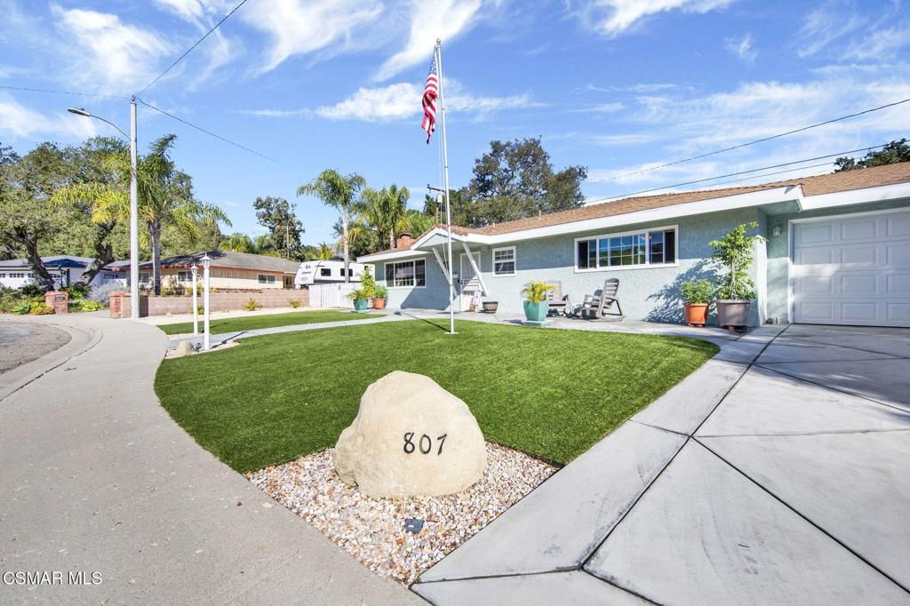 Photo of 807 Ernest Drive, Santa Paula, CA 93060 (MLS # 226000249)