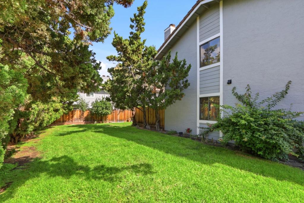 Properties 2 1157 Illiad Court