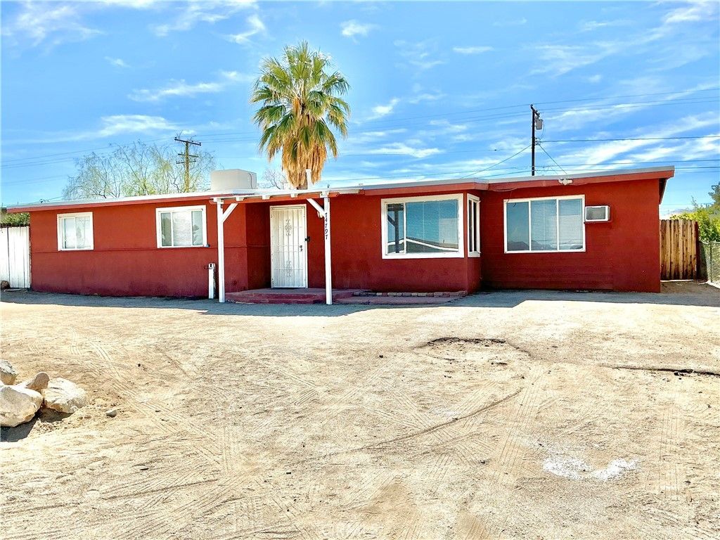 Photo of 74797 Serrano Dr, 29 Palms, CA 92277 (MLS # JT26051894)