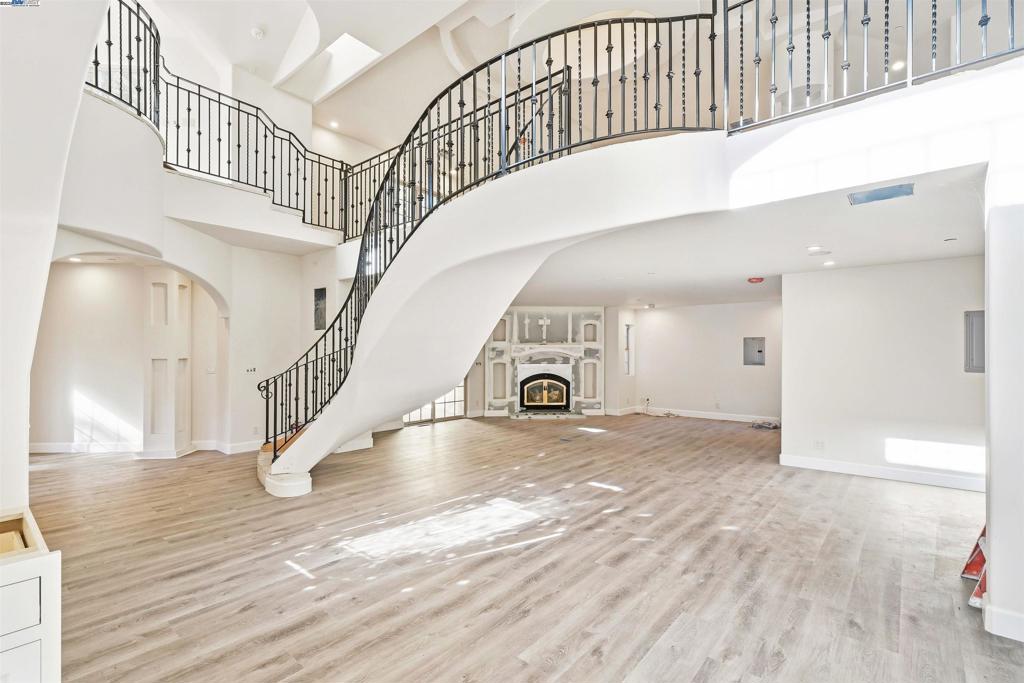 PALOMARES CANYON - Residential