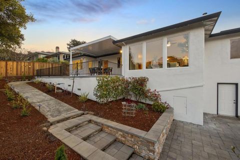 Tiny photo for 14 Kenmar Way, Burlingame, CA 94010 (MLS # ML82037629)